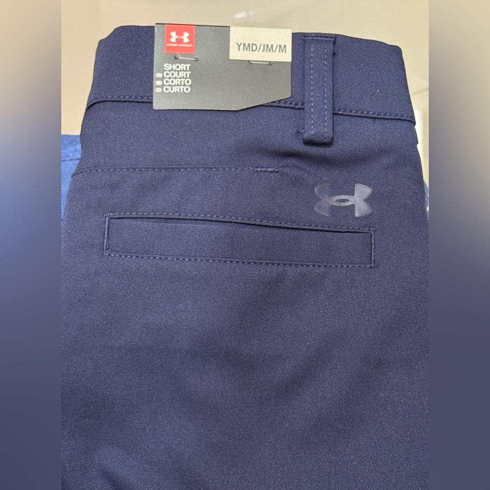 Under Armour Black Flat Front Shorts for Golf